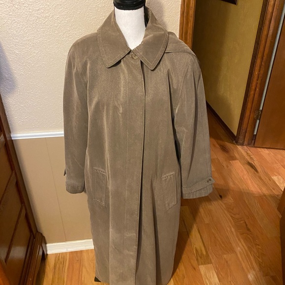 Anne Klein All Weather Coat w/ removable lining - Picture 5 of 16